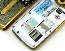 Điện thoại 2 sim tiện lợi nhưng vẫn ít người dùng
